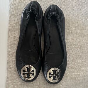 Tory Burch Black Leather Logo Ballet Flats